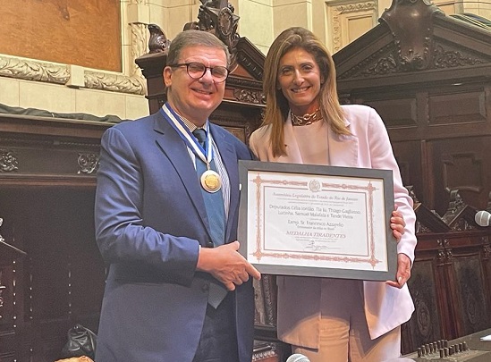 All’Ambasciatore d’Italia in Brasile, Francesco Azzarello, la prestigiosa Medaglia Tiradentes